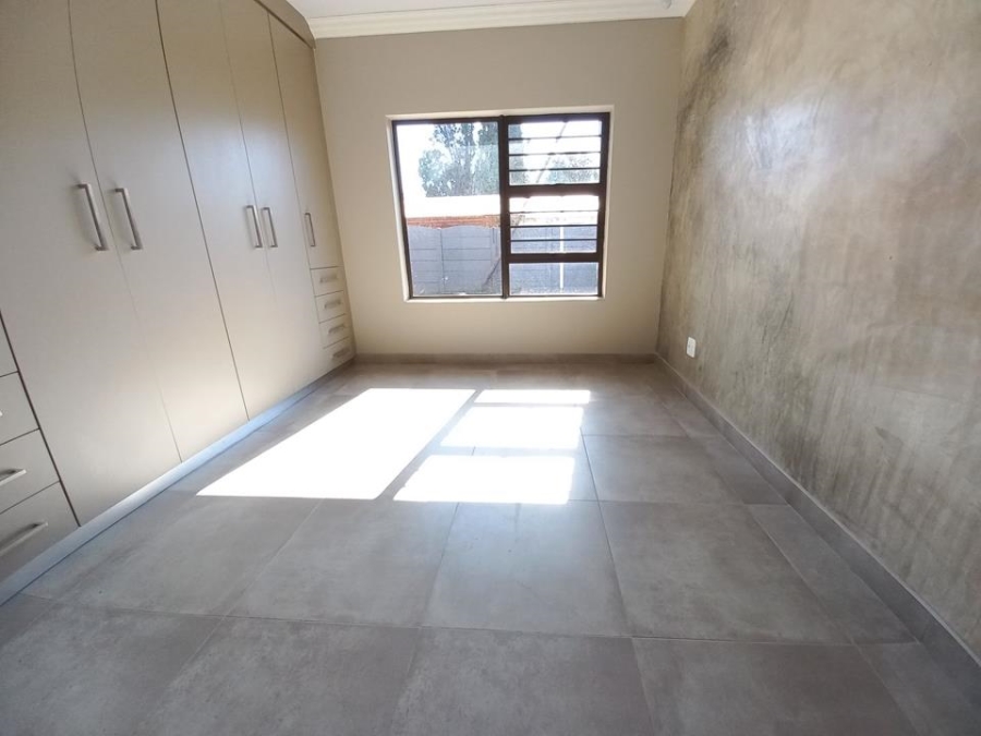 2 Bedroom Property for Sale in Die Bult Western Cape